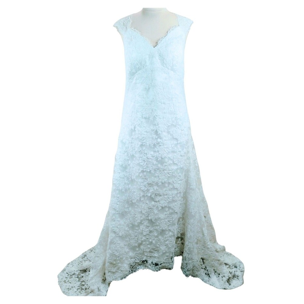 White lace Wedding Dress sz 14 Cap Sleeves, Open Back, V Neckline, preowned